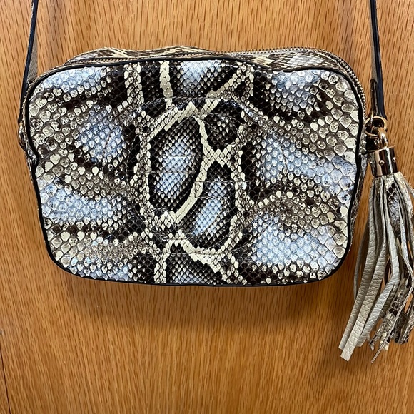 Gucci Handbags - Gucci Small Soho Disco Bag